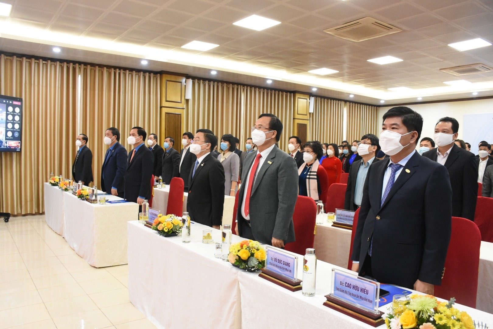 Công đoàn Dệt May “thêu truyền thống, dệt tương lai” Công đoàn Dệt May “thêu truyền thống, dệt tương lai”