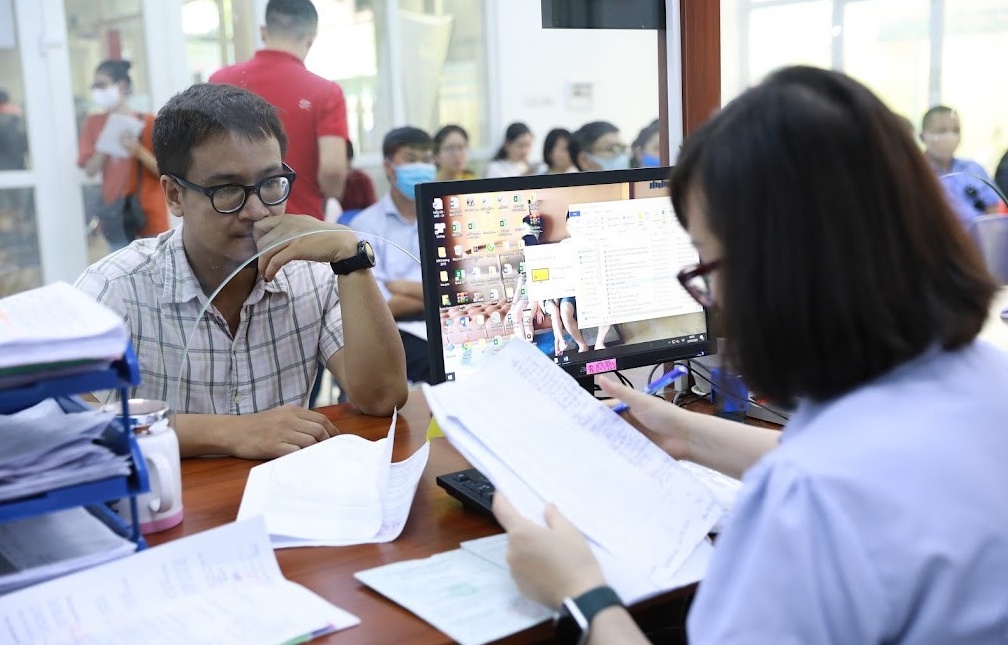 Những chính sách về bảo hiểm xã hội, chứng chỉ ngoại ngữ có hiệu lực từ tháng 2