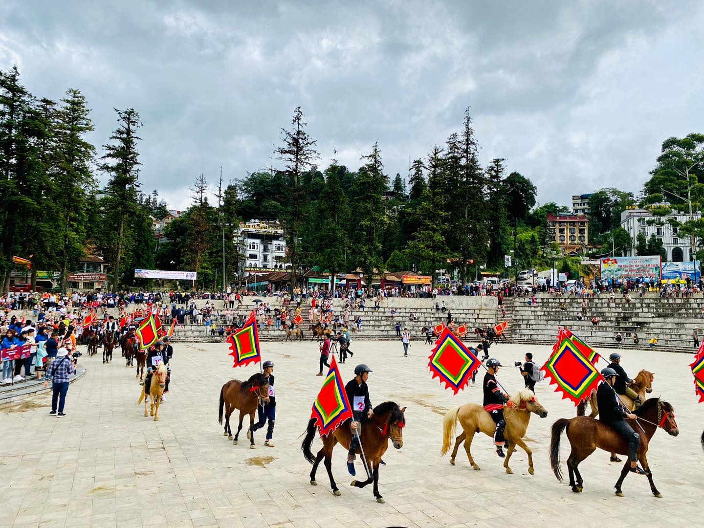 phan khich giai dua ngua tren may tai sun world fansipan legend