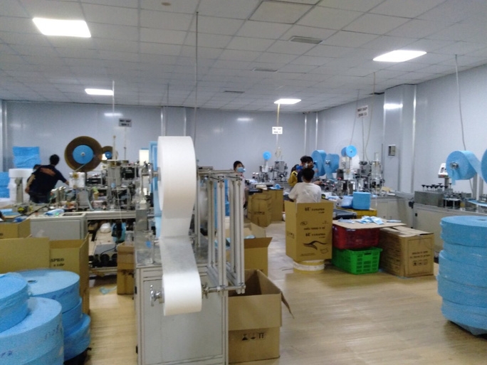 tp hcm lu c luo ng qltt bat giu hang tram nghin khau trang gia tai cong ty nam anh