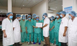 18 ca nhiễm Covid-19 được chuyển ra Bệnh viện Trung ương Huế đang có tiến triển tốt