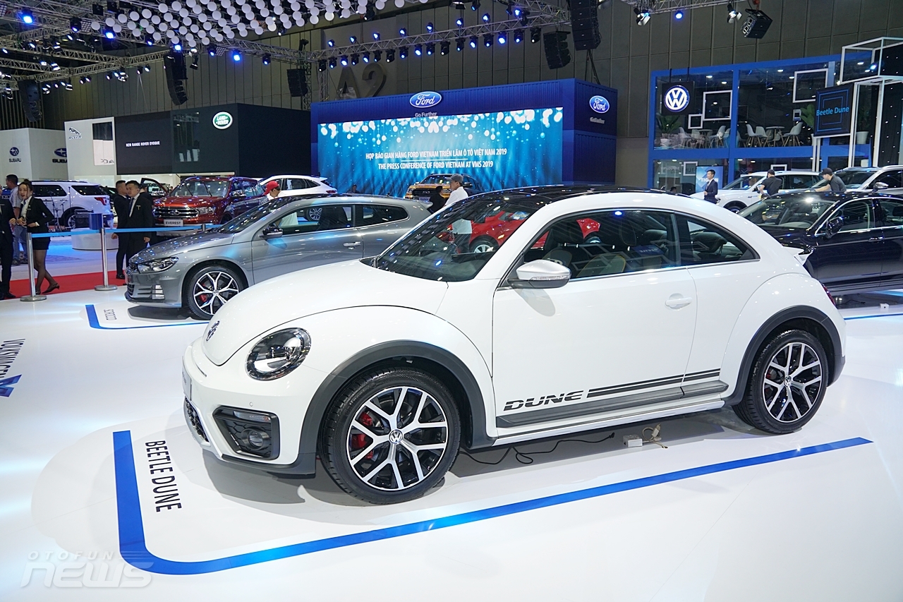 vms 2019 volkswagen cong bo gia ban ma u suv cao cap touareg 2019