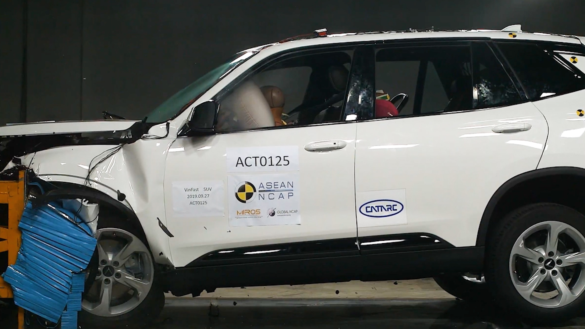 Vinfast chính thức nhận đánh giá an toàn của Asean Ncap vinfast chinh thuc nhan danh gia an toan cua asean ncap