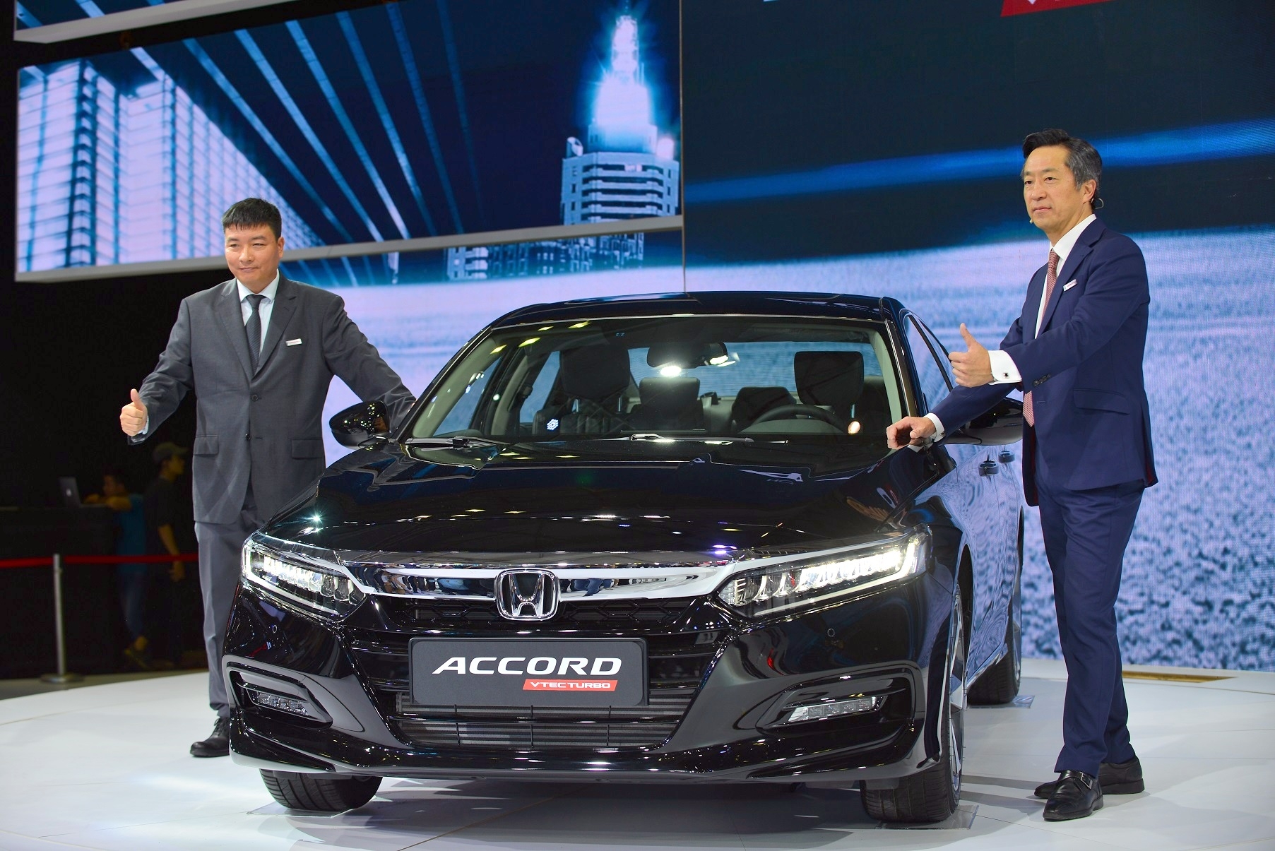 vms 2019 honda accord hoan toan moi ngon bo nhung khong re