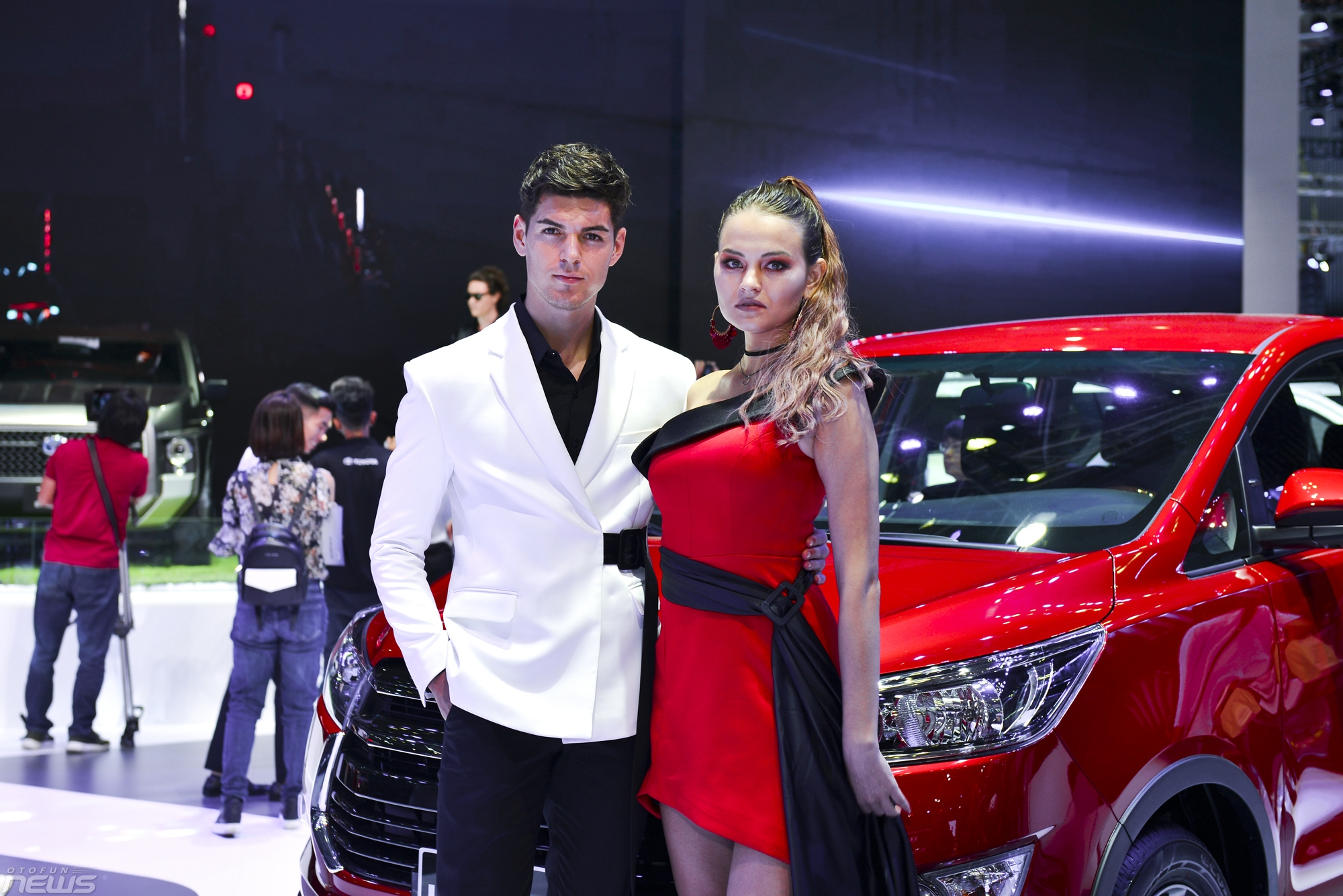 man nhan voi dan nguoi mau cuc pham tai vms 2019