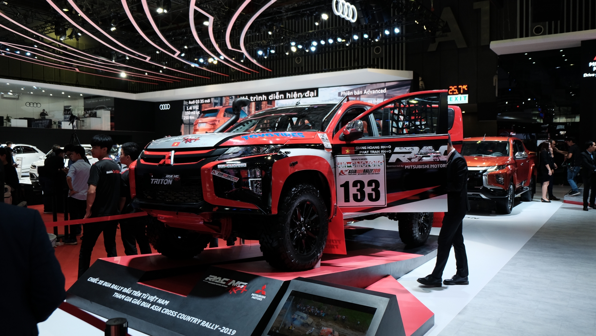 ngam concept mitsubishi gt phev cuc dep tai vms 2019