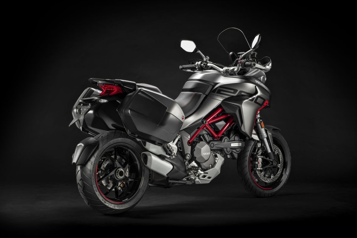 ducati multistrada 1260 s grand tour xe mo to danh cho dan me phuot