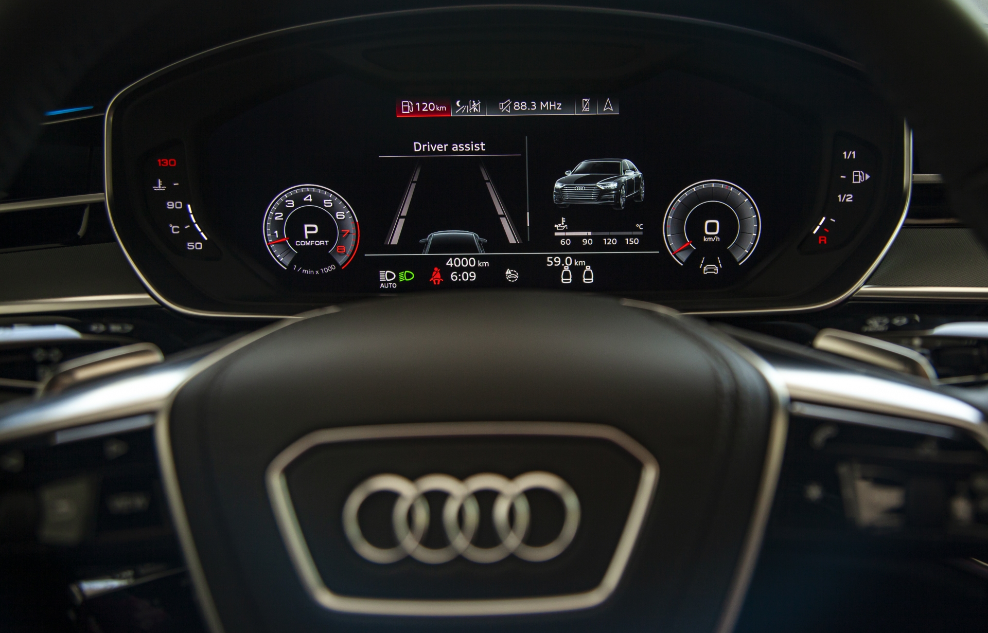 Audi A8L - Không chỉ là một chiếc xe audi a8l khong chi la mot chiec xe