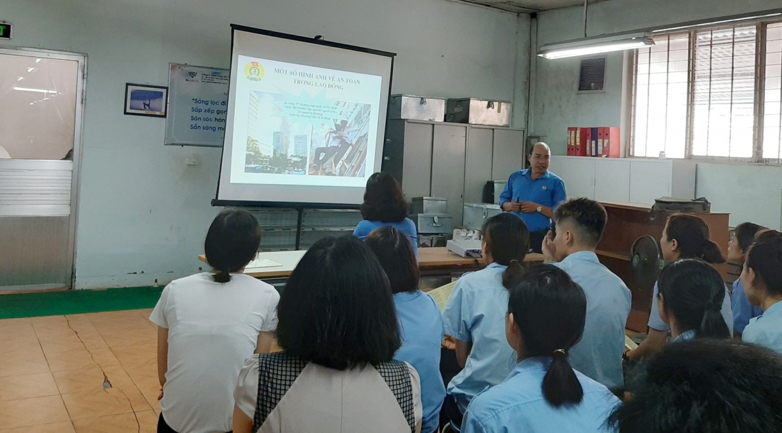 Một số giải pháp nâng cao hiệu quả phòng ngừa tai nạn lao động, bệnh nghề nghiệp Một số giải pháp nâng cao hiệu quả phòng ngừa tai nạn lao động, bệnh nghề nghiệp