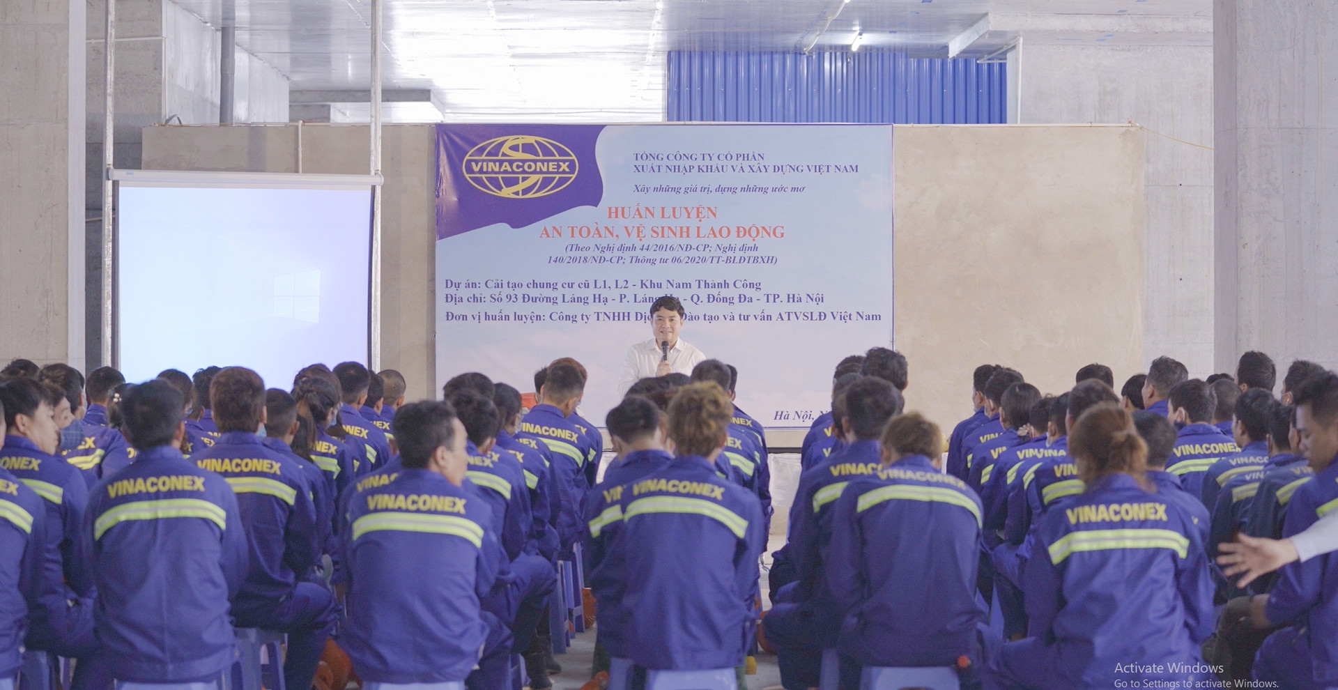 Xây dựng xã hội an toàn trong bối cảnh cuộc Cách mạng công nghiệp lần thứ tư và đại dịch Covid-19 Xây dựng xã hội an toàn trong bối cảnh cuộc Cách mạng công nghiệp lần thứ tư