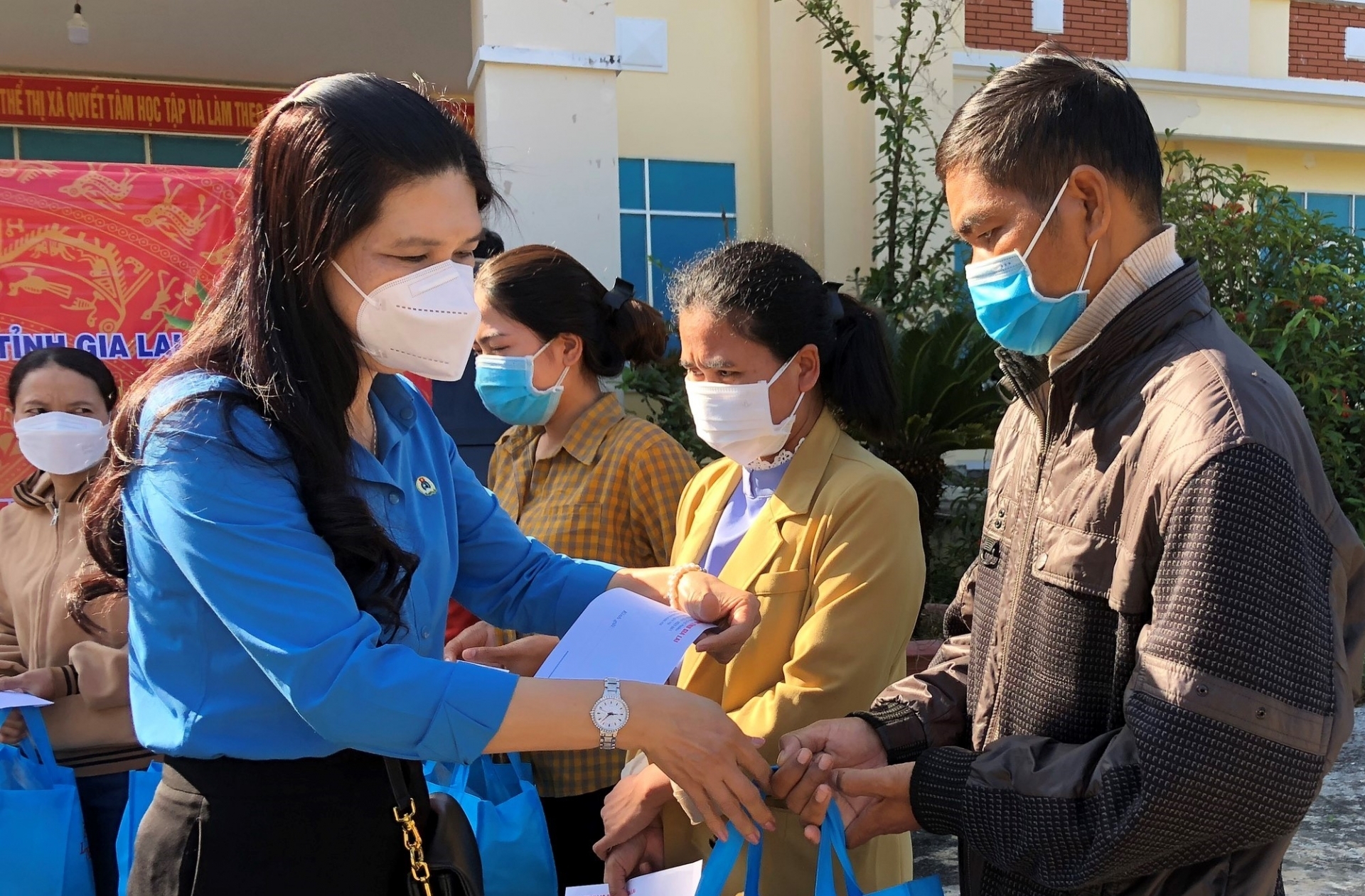 Nhìn lại năm Trâu