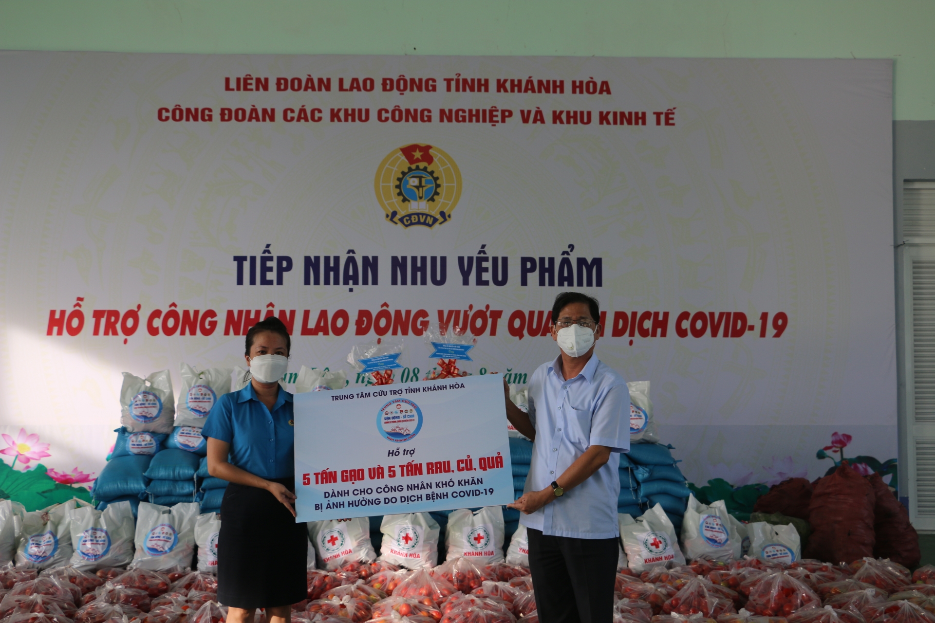 10 sự kiện nổi bật của Công đoàn Khánh Hòa năm 2021 10 sự kiện nổi bật của Công đoàn Khánh Hòa năm 2021