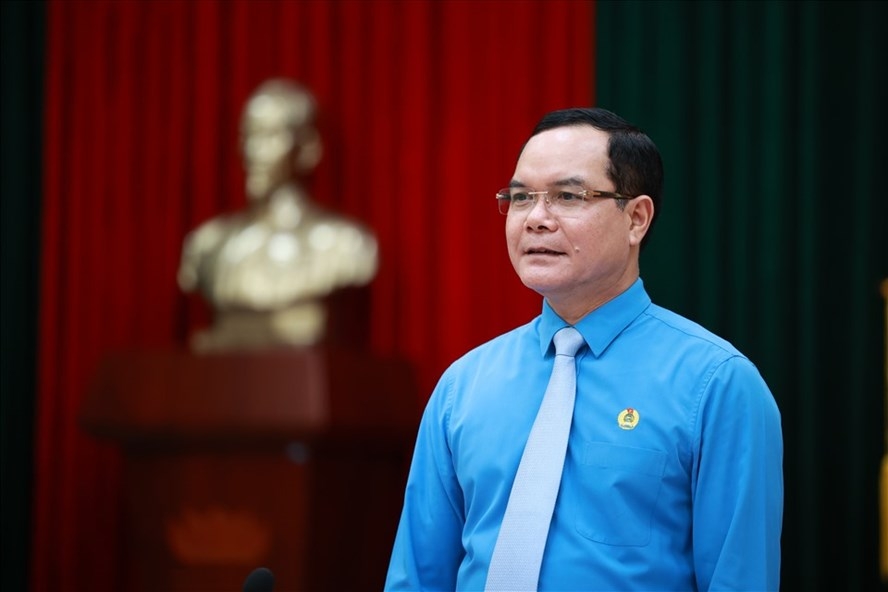 Thư chúc mừng năm mới của đồng chí Nguyễn Đình Khang, Ủy viên Ban Chấp hành Trung ương Đảng, Chủ tịch Tổng Liên đoàn Lao động Việt Nam Thư chúc Tết của đồng chí Nguyễn Đình Khang, Chủ tịch Tổng LĐLĐ Việt Nam