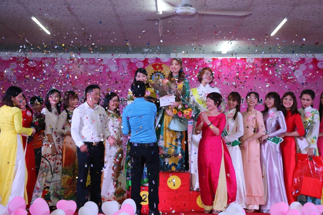 Bình Dương: Duyên dáng nữ công nhân thi áo dài