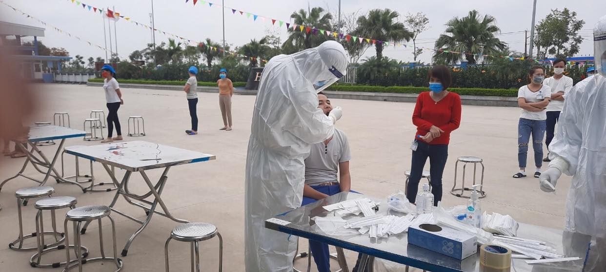 Tiêm vaccine Covid-19 ở Hải Dương: Chưa ghi nhận phản ứng gì lớn sau khi tiêm