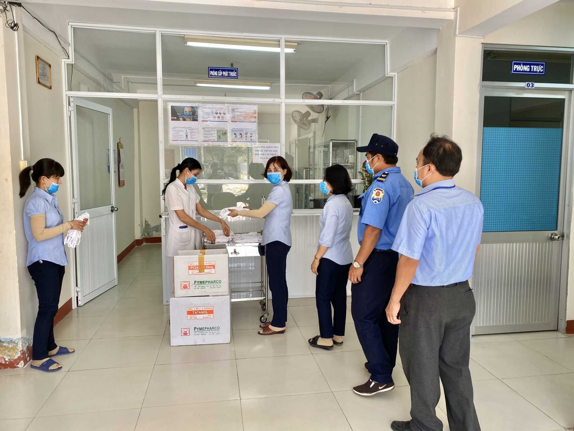 Nhân viên y tế tại doanh nghiệp và nguy cơ mắc bệnh nghề nghiệp