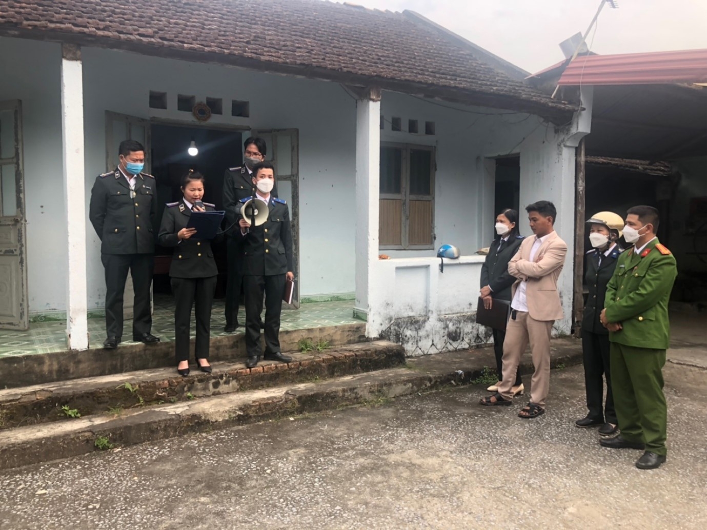 Việc giải quyết kiến nghị, khiếu nại, tố cáo của công dân: Còn nhiều vướng mắc cần sớm tháo gỡ Việc giải quyết kiến nghị, khiếu nại của công dân: Còn nhiều vướng mắc cần sớm tháo gỡ