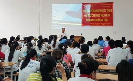 Giải pháp nâng cao sức “đề kháng” của đoàn viên công đoàn trước các quan điểm sai trái, thù địch trên không gian mạng Giải pháp nâng cao sức “đề kháng” của đoàn viên công đoàn trước các quan điểm sai trái