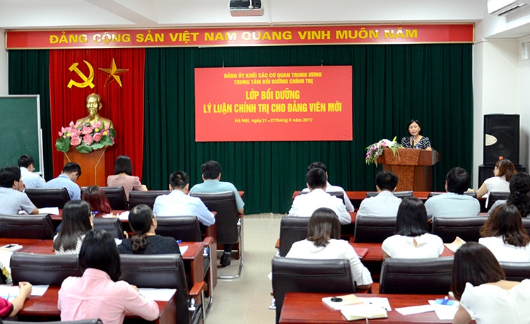 Phát huy bản lĩnh chính trị của công nhân trong các doanh nghiệp có vốn đầu tư nước ngoài ở Hà Nội hiện nay