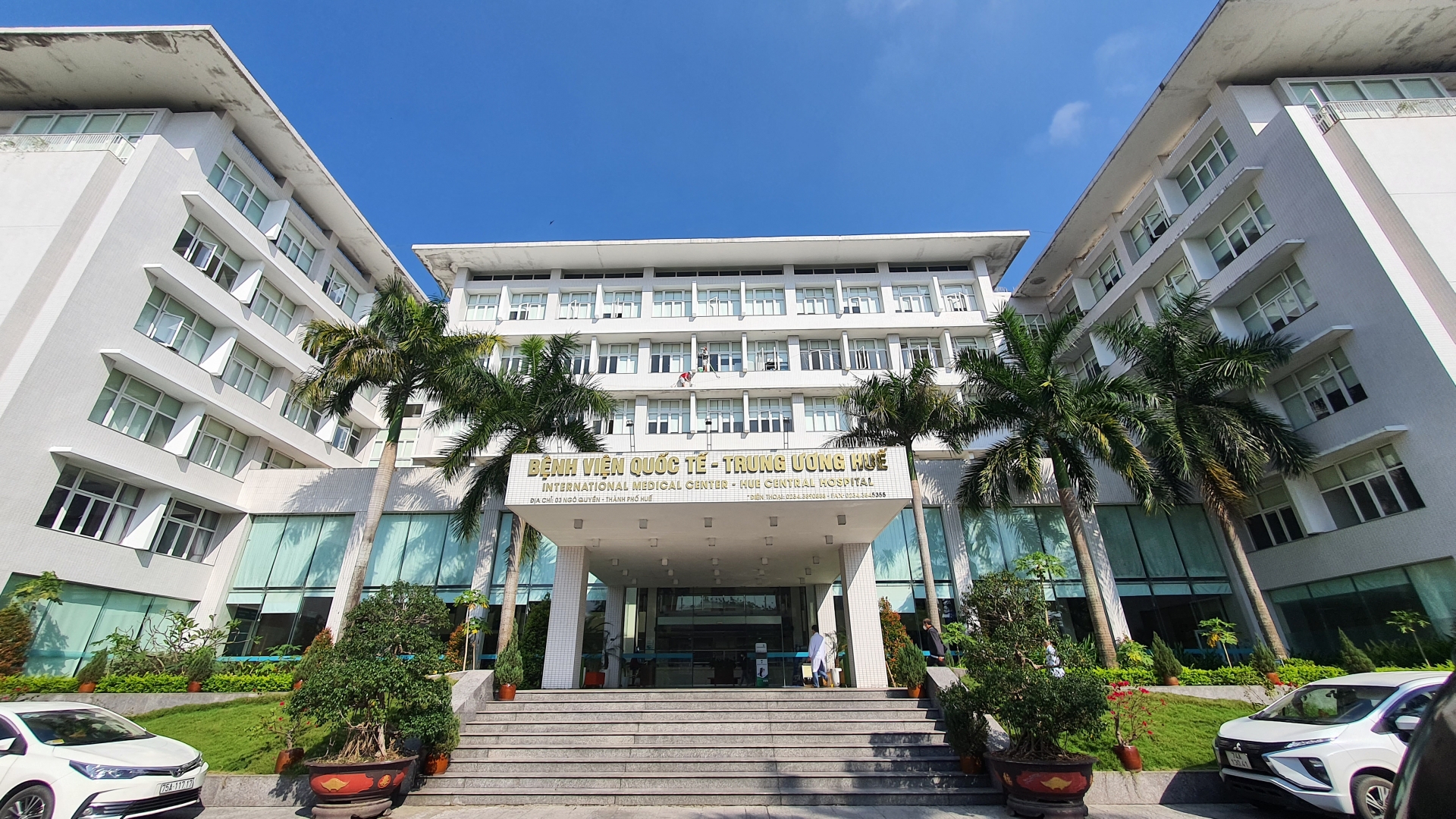 Chưa có ai bị xử lý vì hút thuốc lá ở bệnh viện Chưa có ai bị xử lý vì hút thuốc lá ở bệnh viện