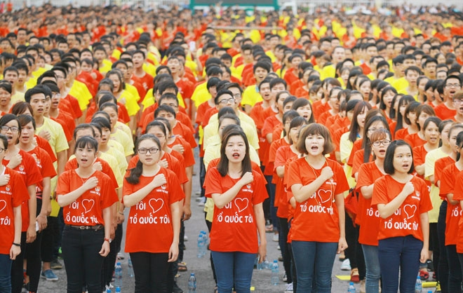 Nâng cao chất lượng nguồn nhân lực, phát triển văn hóa, đặt con người vào trung tâm của sự phát triển