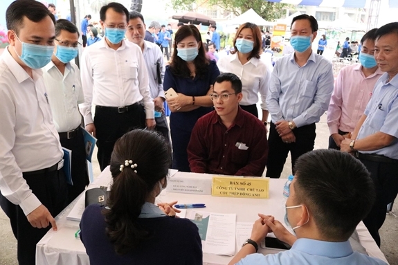 Tác động của đại dịch Covid-19 đến NLĐ, biện pháp hỗ trợ và một số khuyến nghị Tác động của đại dịch Covid-19 đến NLĐ, biện pháp hỗ trợ và một số khuyến nghị