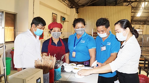 Thành phố Cần Thơ: Đề phòng dịch bệnh trong các khu công nghiệp