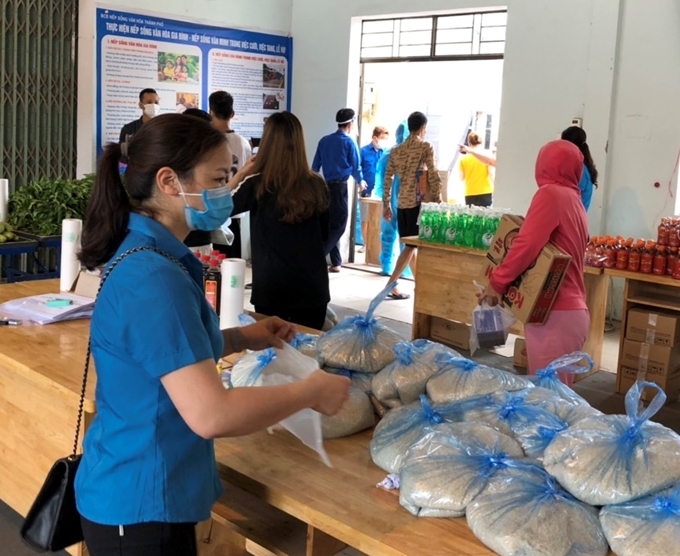 Khơi dậy tinh thần đoàn kết phòng, chống dịch Covid-19 trong điều kiện mới Khơi dậy tinh thần đoàn kết phòng, chống dịch Covid-19 trong điều kiện mới