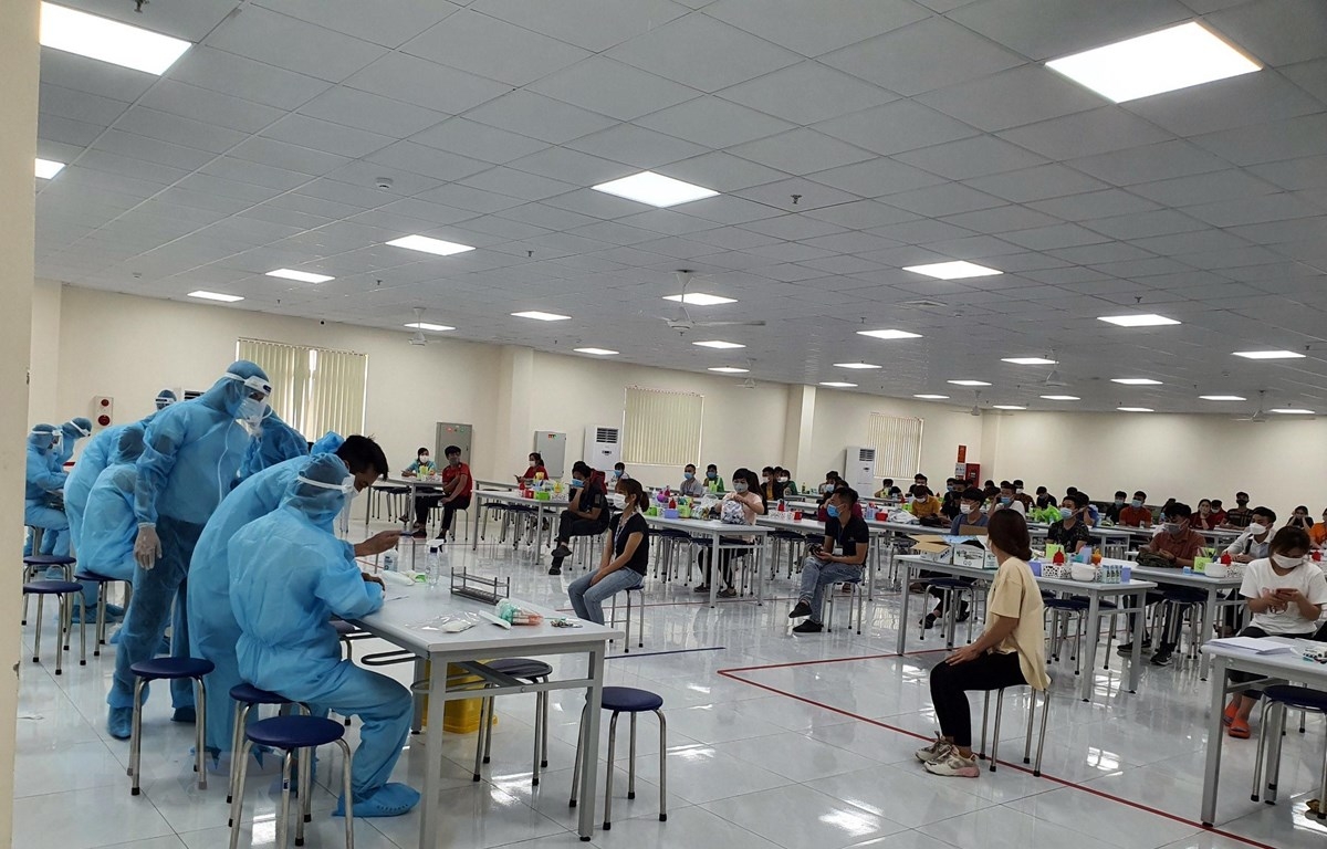 Những vấn đề cần quan tâm trong phòng, chống dịch tại khu công nghiệp Những vấn đề cần quan tâm trong phòng, chống dịch tại khu công nghiệp