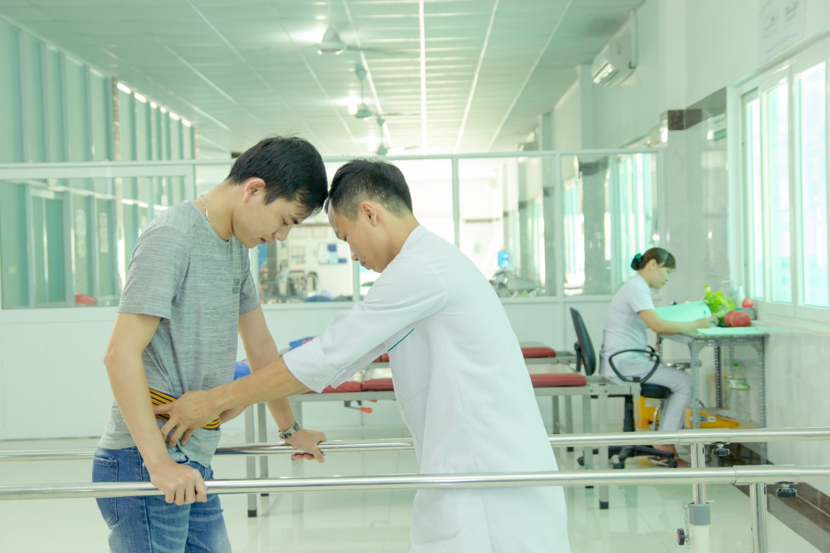 Rối loạn cơ xương khớp NN và  đánh giá tư thế lao động bằng công cụ HUMANTECH