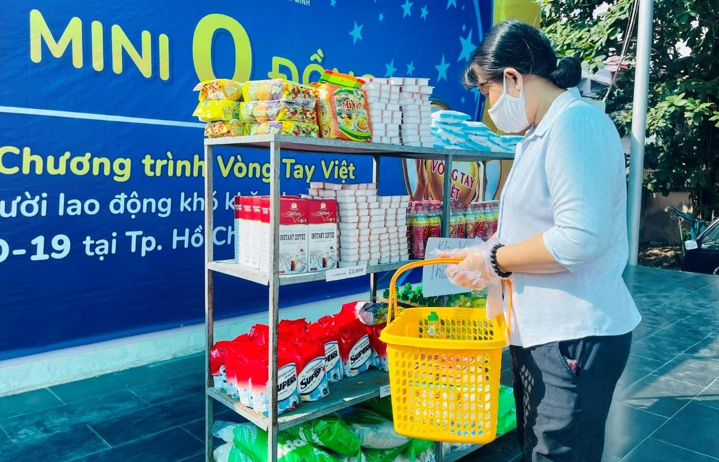 Công tác chăm lo bảo vệ người lao động trong bối cảnh Covid -19 của công đoàn Công tác chăm lo bảo vệ người lao động trong bối cảnh Covid-19 của công đoàn