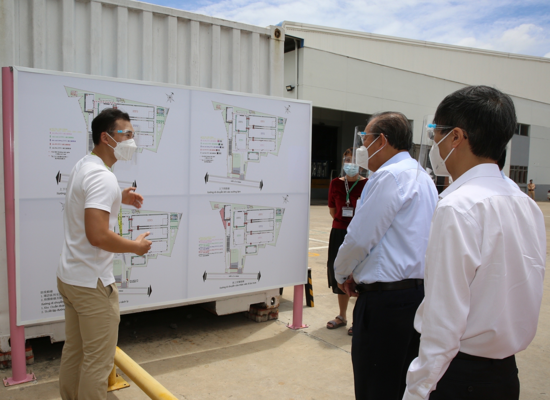 Hướng dẫn tổ chức thực hiện “3 tại chỗ” trong  doanh nghiệp, cơ sở sản xuất kinh doanh