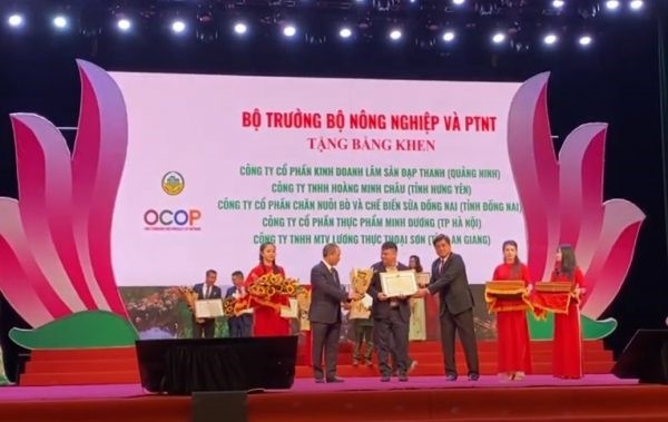 Báo chí qua góc nhìn doanh nhân: Người bạn đồng hành của doanh nghiệp