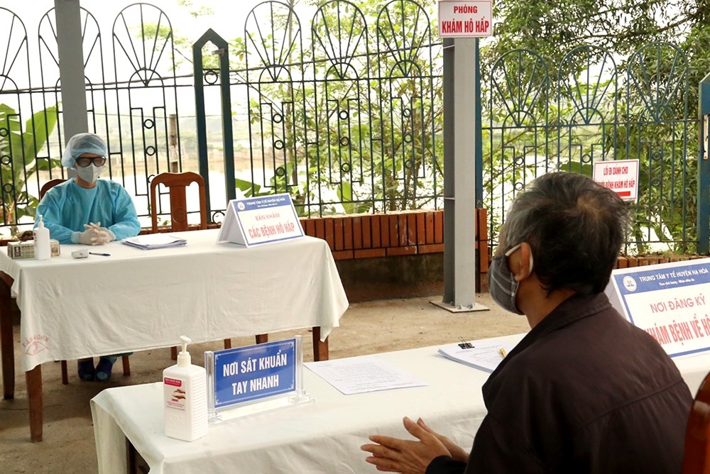 Bảo đảm an toàn cho các nhân viên y tế trên tuyến đầu chống dịch Bảo đảm an toàn cho các nhân viên y tế trên tuyến đầu chống dịch