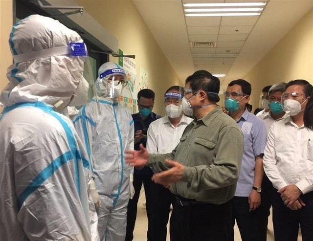 Chăm sóc sức khỏe tâm thần cho nhân viên Y tế trong phòng, chống dịch Covid-19 Chăm sóc sức khỏe tâm thần cho nhân viên Y tế trong phòng, chống dịch Covid-19