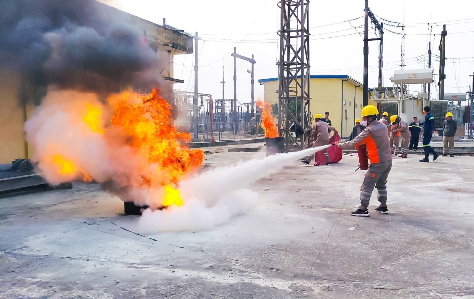 Bảo đảm an toàn phòng chống cháy, nổ để khôi phục sản xuất