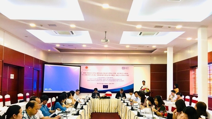 Công đoàn Việt Nam trong bối cảnh  Việt Nam phê chuẩn gia nhập Công ước 98