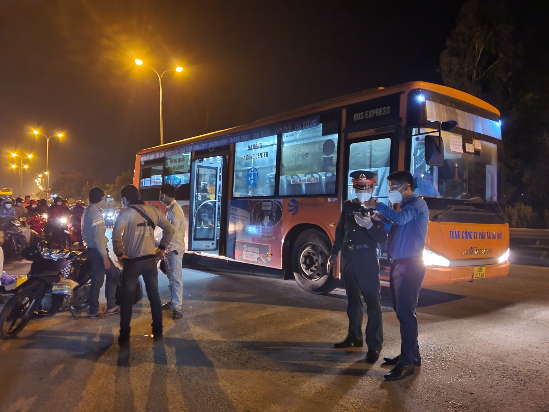 Lao động di cư tự phát do ảnh hưởng Covid-19: Sự hỗ trợ dành cho doanh nghiệp