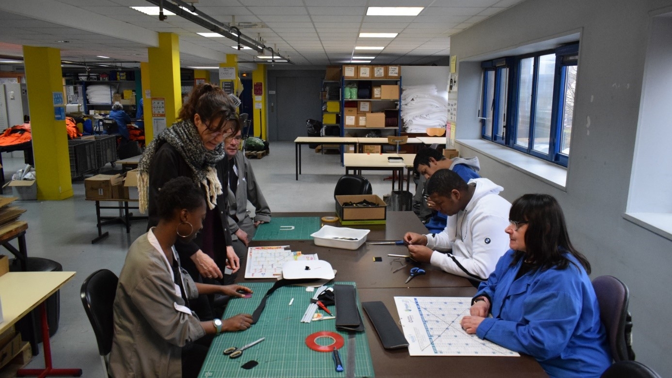 Hội tập đoàn sản xuất Pháp: Trách nhiệm xã hội thông qua nhãn CSR Hội tập đoàn sản xuất Pháp: Trách nhiệm xã hội thông qua nhãn CSR