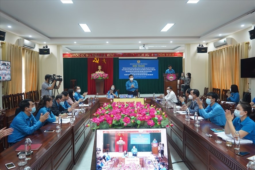 Xây dựng nguồn lực tài chính đủ mạnh - Khâu đột phá quan trọng của tổ chức Công đoàn Xây dựng nguồn lực tài chính đủ mạnh - Khâu đột phá quan trọng của tổ chức Công đoàn