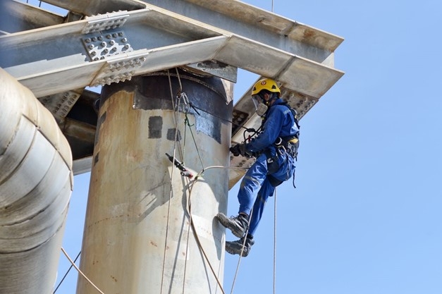 Quy định về an toàn làm việc trên cao tại Việt Nam