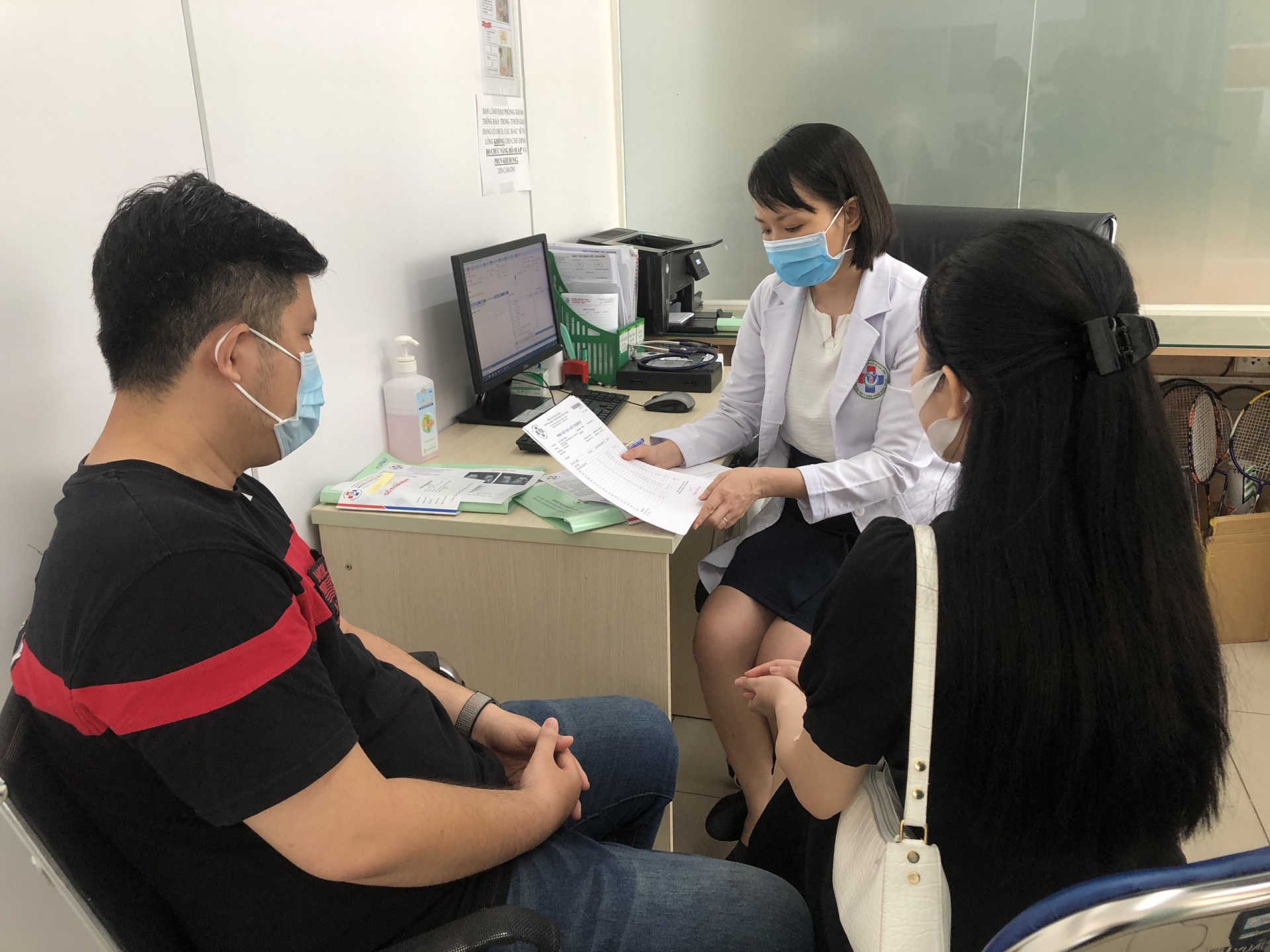 Triển khai chương trình hỗ trợ điều trị cho lao động nữ F0 có biến chứng hậu Covid-19