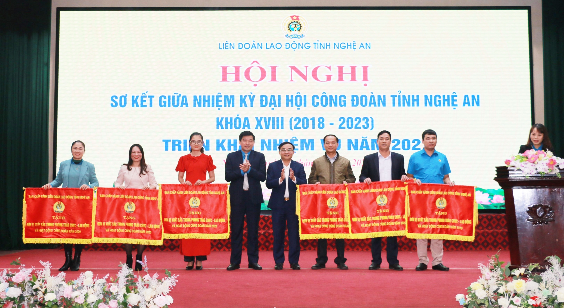 Đồng lòng xây dựng Công đoàn Nghệ An mẫu mực, chuyên nghiệp Đồng lòng xây dựng Công đoàn Nghệ An mẫu mực, chuyên nghiệp