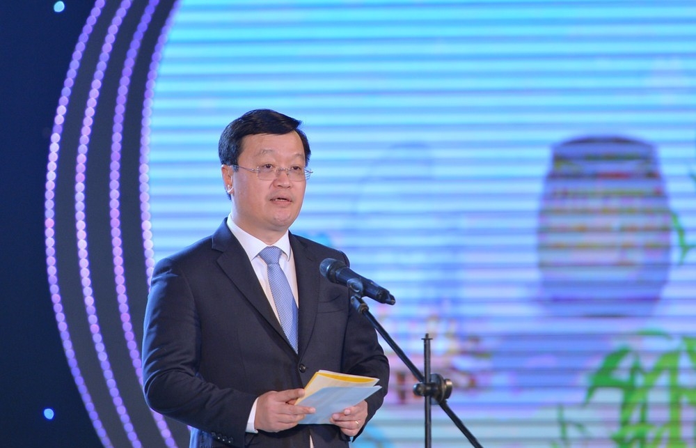 LĐLĐ tỉnh Nghệ An ủng hộ 8 tỷ đồng Chương trình 