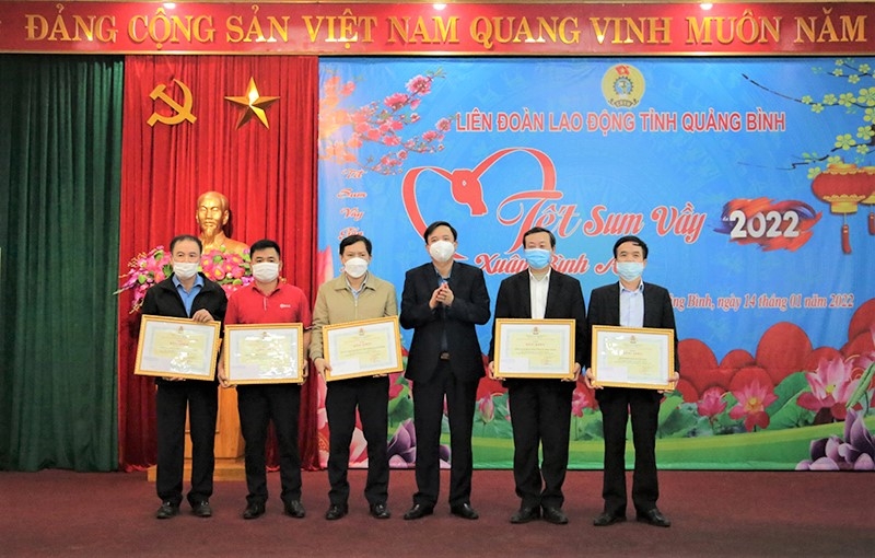 LĐLĐ tỉnh Quảng Bình tổ chức chương trình Tết Sum vầy 2022 ấm ấp, tươi vui