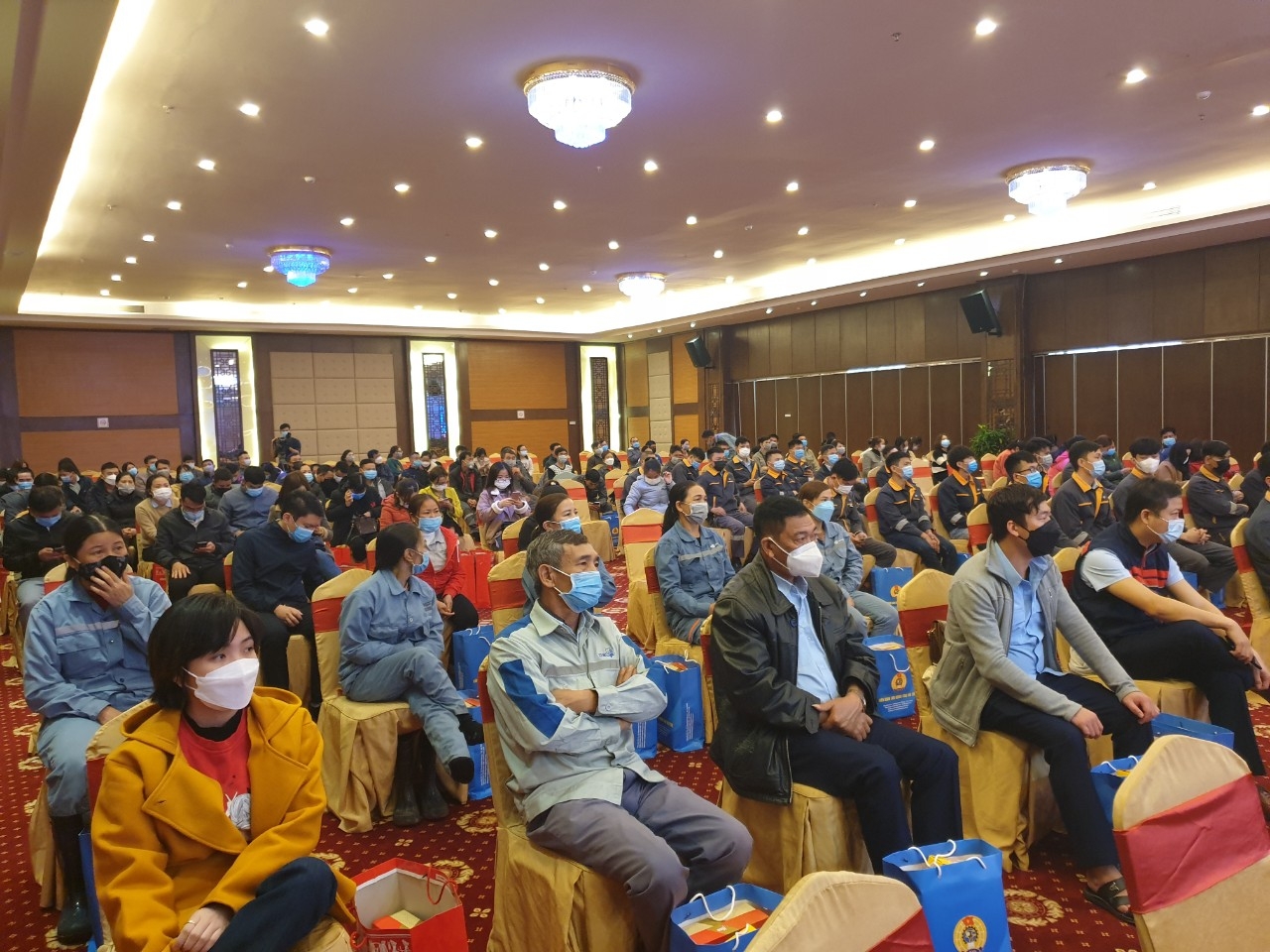 Bí thư Tỉnh ủy Hà Tĩnh đánh giá cao ý nghĩa chương trình Tết sum vầy của Công đoàn KKT