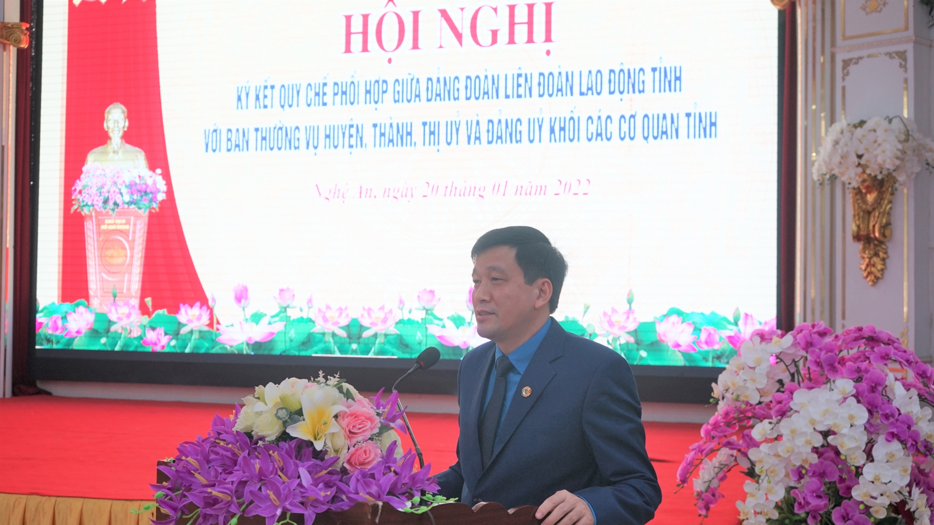 Đảng đoàn LĐLĐ tỉnh Nghệ An và BTV huyện, thành, thị ủy ký kết quy chế phối hợp Đảng đoàn LĐLĐ tỉnh Nghệ An và BTV huyện, thành, thị ủy ký kết quy chế phối hợp