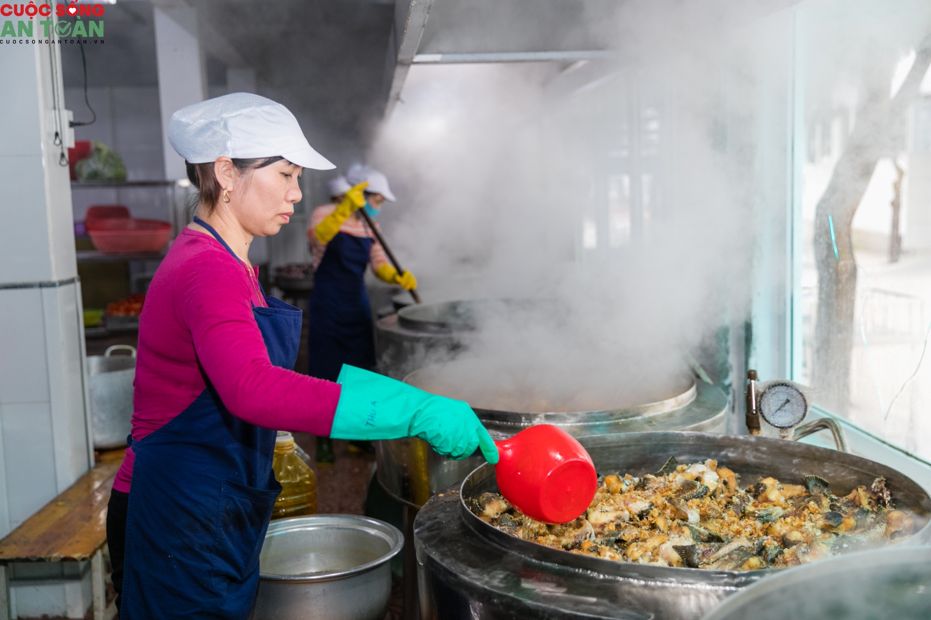 Nghệ An, Hà Tĩnh: 98% công nhân lao động tại các KKT đi làm trở lại Nghệ An, Hà Tĩnh: 98% công nhân lao động tại các KKT đi làm trở lại