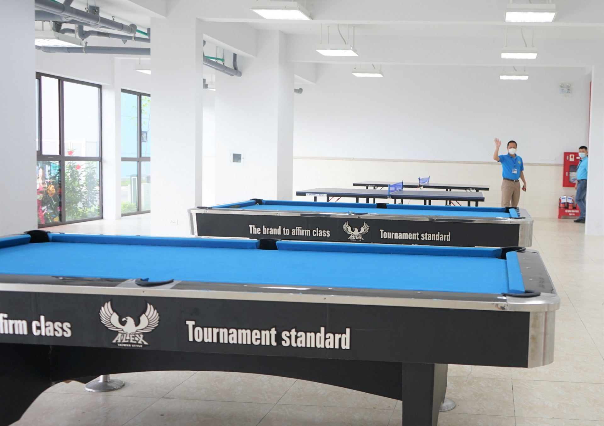 Công nhân lao động khoe hình ảnh về công ty đẹp nhất Nghệ An Công nhân lao động khoe hình ảnh về công ty đẹp nhất Nghệ An