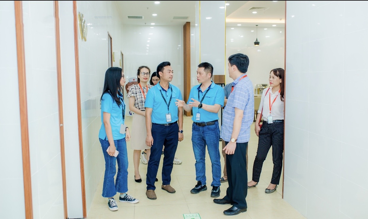 LĐLĐ tỉnh Nghệ An thăm và làm việc tại Công ty TNHH LUXSHARE -ICT LĐLĐ tỉnh Nghệ An thăm và làm việc tại Công ty TNHH LUXSHARE -ICT